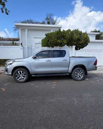 TOYOTA-HILUX-2020
