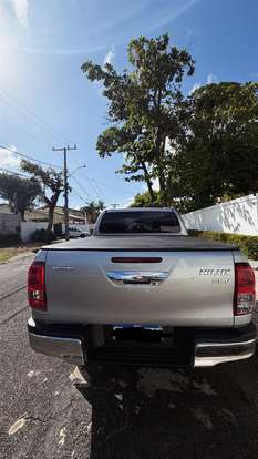 TOYOTA-HILUX-2020