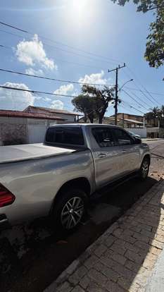 TOYOTA-HILUX-2020