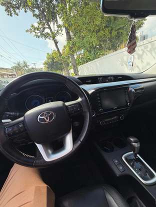 TOYOTA-HILUX-2020