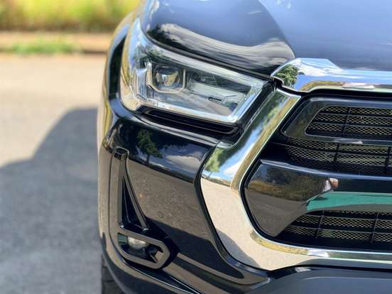 TOYOTA-HILUX-2021