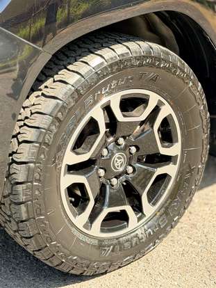 TOYOTA-HILUX-2.8 D-4D TURBO DIESEL CD SRX 4X4 AUTOMÁTICO TOYOTA-HILUX-2021