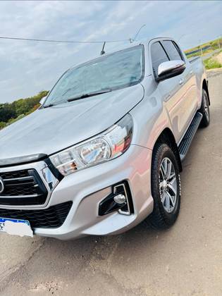 TOYOTA HILUX 2.8 SRV 4X4 CD 16V DIESEL 4P AUTOMÁTICO