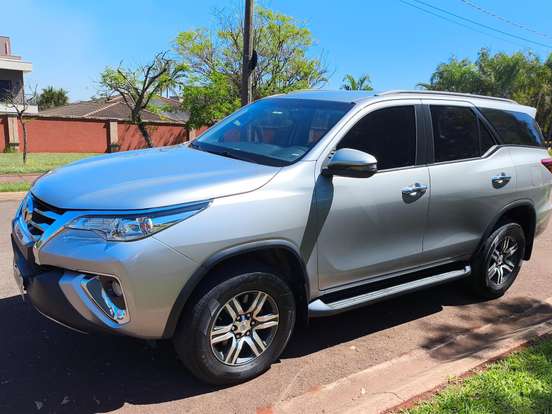 TOYOTA-HILUX SW4-2.7 SRV 7 LUGARES 4X2 16V FLEX 4P AUTOMÁTICO TOYOTA-HILUX SW4-2020