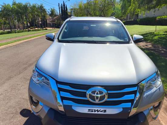 TOYOTA-HILUX SW4-2.7 SRV 7 LUGARES 4X2 16V FLEX 4P AUTOMÁTICO TOYOTA-HILUX SW4-2020