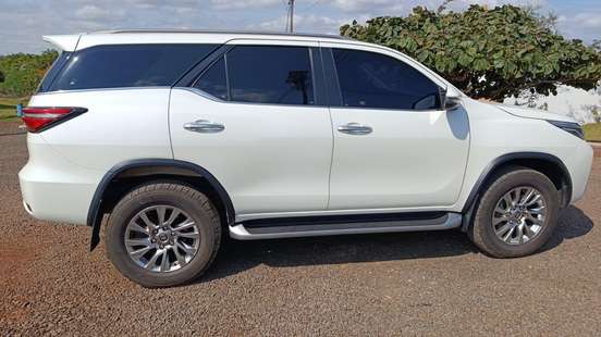 TOYOTA-HILUX SW4-2021