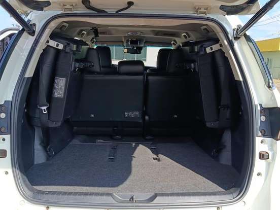 TOYOTA-HILUX SW4-2.8 D-4D TURBO DIESEL SRX 7L 4X4 AUTOMÁTICO TOYOTA-HILUX SW4-2021