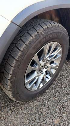 TOYOTA-HILUX SW4-2021