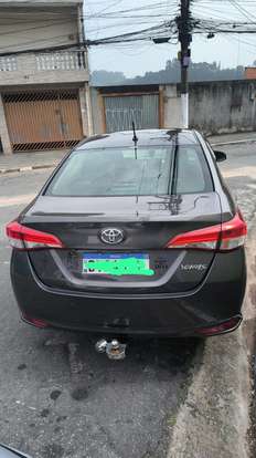TOYOTA-YARIS-2022