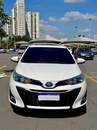 TOYOTA-YARIS-1.5 16V FLEX XLS CONNECT MULTIDRIVE TOYOTA-YARIS-2021