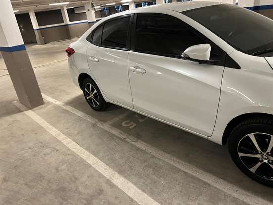 TOYOTA-YARIS-2021