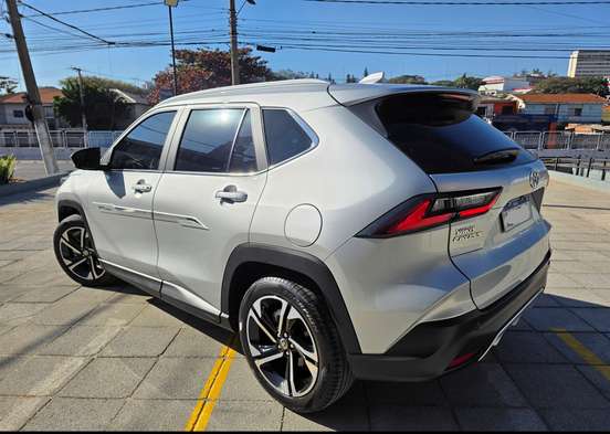 TOYOTA-YARIS CROSS-2026