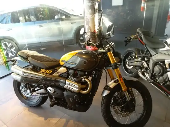 TRIUMPH-SCRAMBLER 900-2026