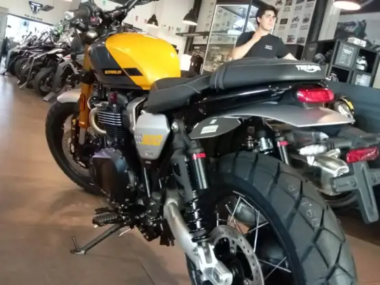 TRIUMPH-SCRAMBLER 900 TRIUMPH-SCRAMBLER 900-2026