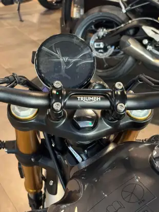 TRIUMPH-SCRAMBLER 900-2026