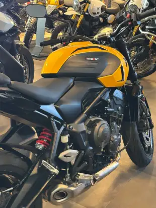 TRIUMPH-TRIDENT 660-2026