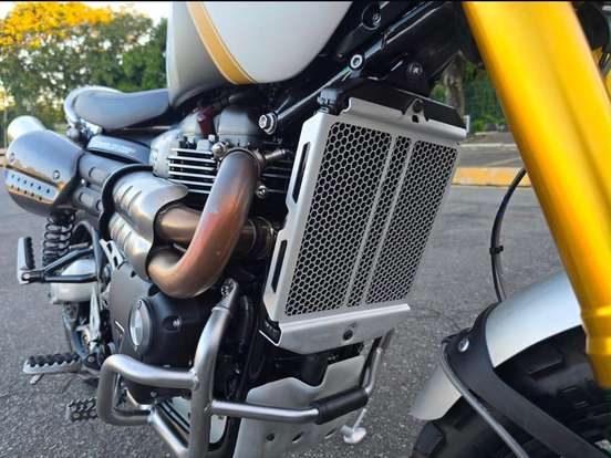 TRIUMPH-BONNEVILLE SCRAMBLER 1200 XE TRIUMPH-BONNEVILLE SCRAMBLER 1200 XE-2025