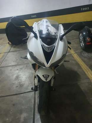TRIUMPH-DAYTONA 675 ABS-2014