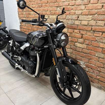 TRIUMPH-SPEED TWIN 900-2025