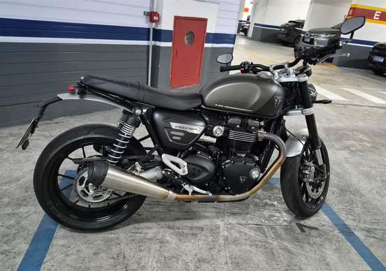 TRIUMPH-SPEED TWIN-2024