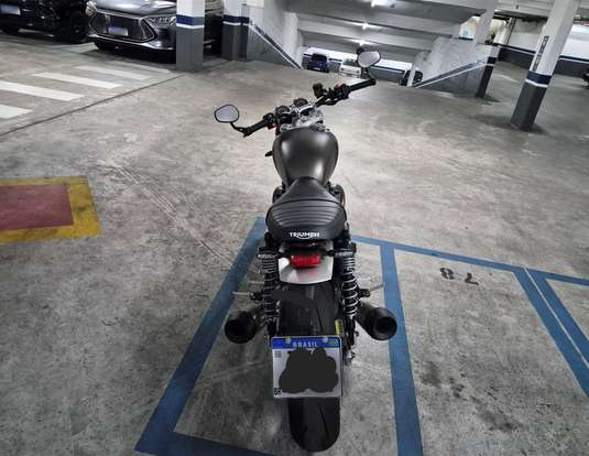 TRIUMPH-SPEED TWIN-2024
