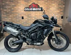 TRIUMPH TIGER 800XC TRIUMPH TIGER 800XC