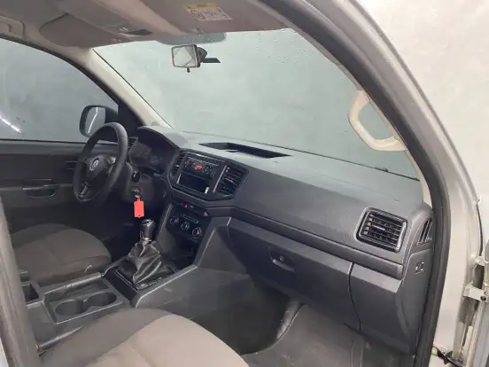 VOLKSWAGEN-AMAROK-2019