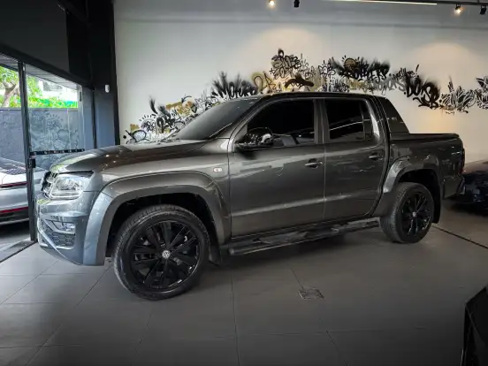 VOLKSWAGEN-AMAROK-2023