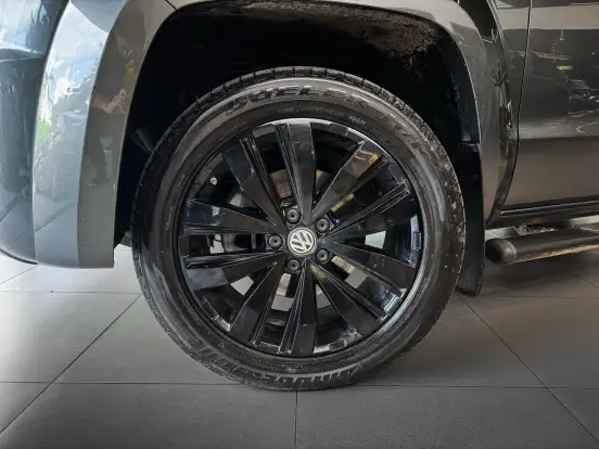 VOLKSWAGEN-AMAROK-2023