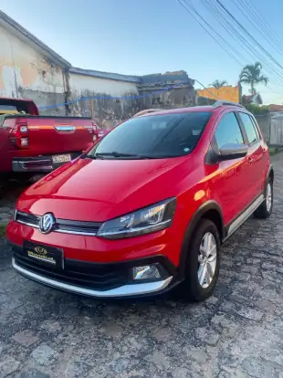 VOLKSWAGEN-CROSSFOX-2015