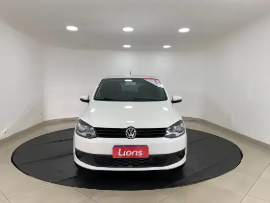 VOLKSWAGEN-FOX-1.0 MI 8V FLEX 4P MANUAL VOLKSWAGEN-FOX-2014