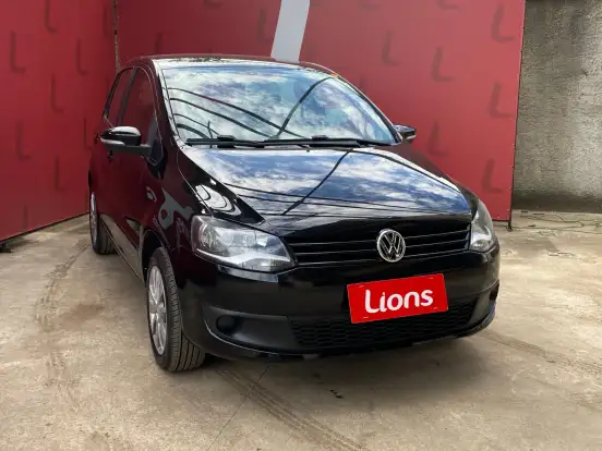 VOLKSWAGEN-FOX-1.0 MI 8V FLEX 4P MANUAL VOLKSWAGEN-FOX-2013