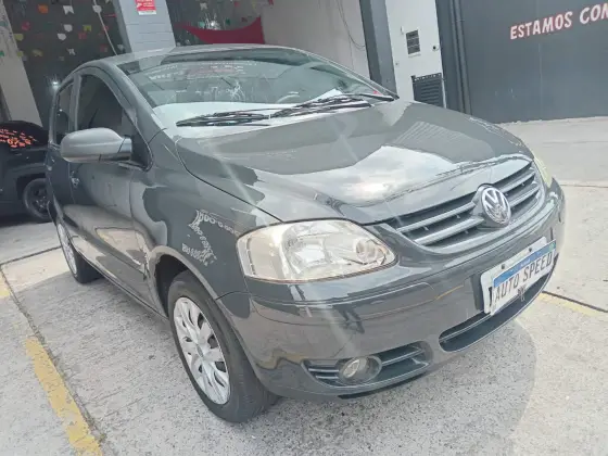 VOLKSWAGEN FOX 1.6 MI PLUS 8V FLEX 4P MANUAL VOLKSWAGEN FOX 1.6 MI PLUS 8V FLEX 4P MANUAL
