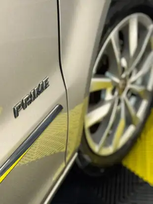 VOLKSWAGEN-FOX-2012