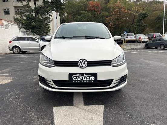 VOLKSWAGEN-FOX-1.6 MSI TRENDLINE 8V FLEX 4P MANUAL VOLKSWAGEN-FOX-2015