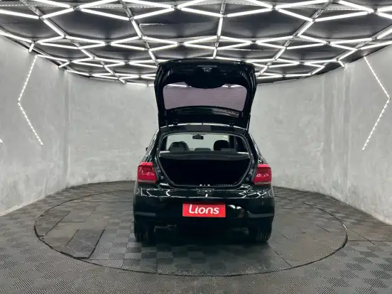 VOLKSWAGEN-GOL-2023