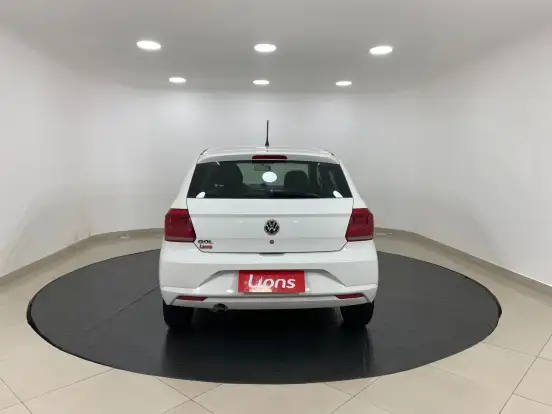 VOLKSWAGEN-GOL-2018