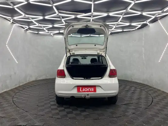 VOLKSWAGEN-GOL-2015