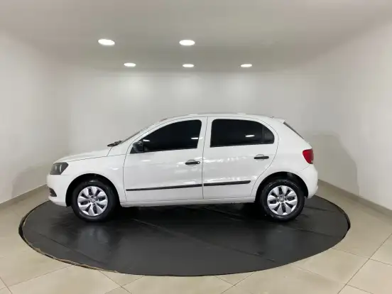 VOLKSWAGEN-GOL-2015