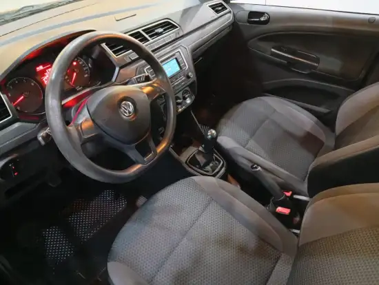 VOLKSWAGEN-GOL-2021