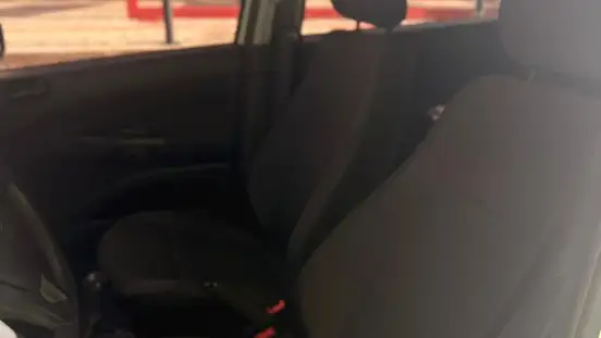 VOLKSWAGEN-GOL-2021