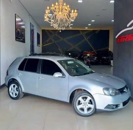 VOLKSWAGEN GOLF 1.6 MI SPORTLINE 8V FLEX 4P MANUAL VOLKSWAGEN GOLF 1.6 MI SPORTLINE 8V FLEX 4P MANUAL