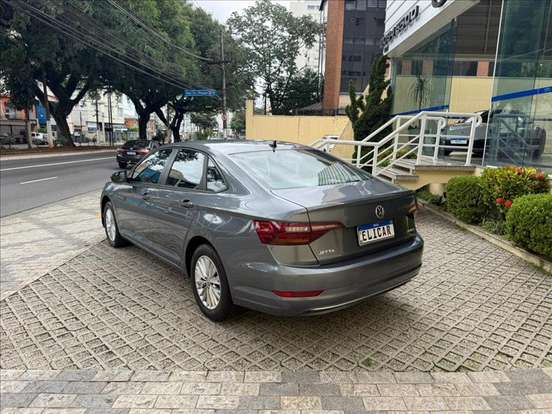 VOLKSWAGEN-JETTA-2019