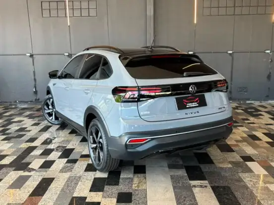 VOLKSWAGEN-NIVUS-1.0 200 TSI TOTAL FLEX HIGHLINE AUTOMÁTICO VOLKSWAGEN-NIVUS-2022