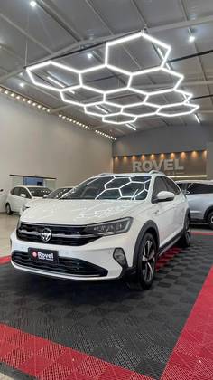 VOLKSWAGEN NIVUS 1.0 200 TSI TOTAL FLEX HIGHLINE AUTOMÁTICO