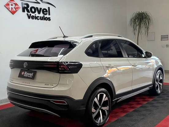 VOLKSWAGEN-NIVUS-1.0 200 TSI TOTAL FLEX HIGHLINE AUTOMÁTICO VOLKSWAGEN-NIVUS-2022