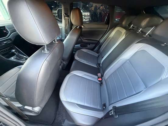 VOLKSWAGEN-NIVUS-1.0 200 TSI TOTAL FLEX HIGHLINE AUTOMÁTICO VOLKSWAGEN-NIVUS-2024