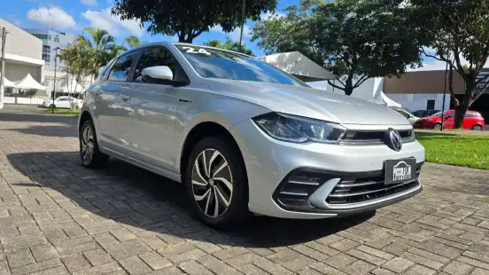 VOLKSWAGEN-POLO-1.0 170 TSI HIGHLINE AUTOMÁTICO VOLKSWAGEN-POLO-2023