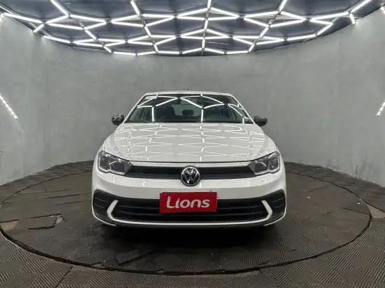 VOLKSWAGEN-POLO-2024