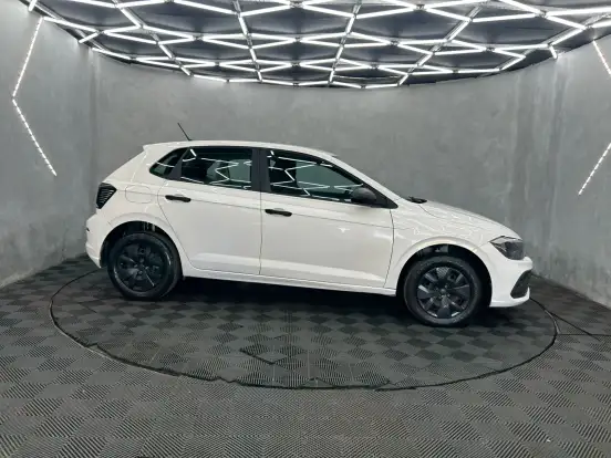 VOLKSWAGEN-POLO-2025